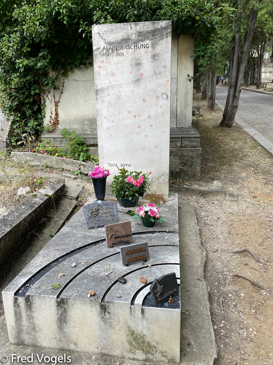 Pere Lachaise 2021-116.jpg