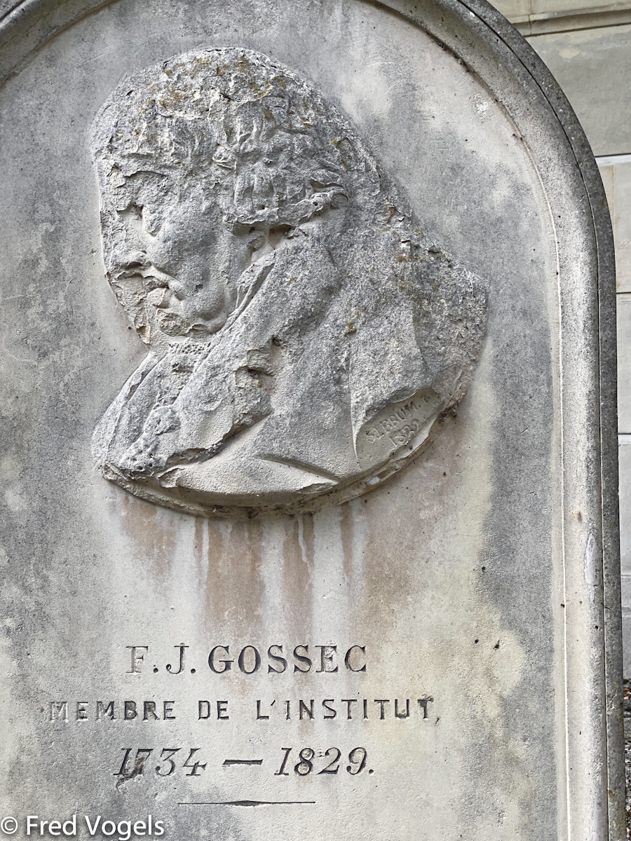Pere Lachaise 2021-118.jpg
