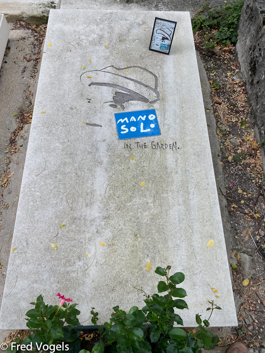 Pere Lachaise 2021-184.jpg