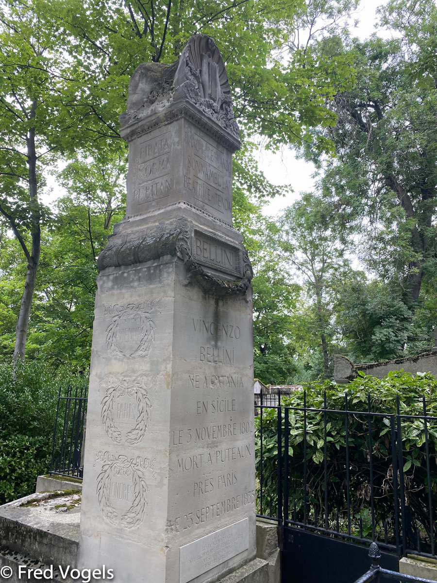 Pere Lachaise 2021-188.jpg