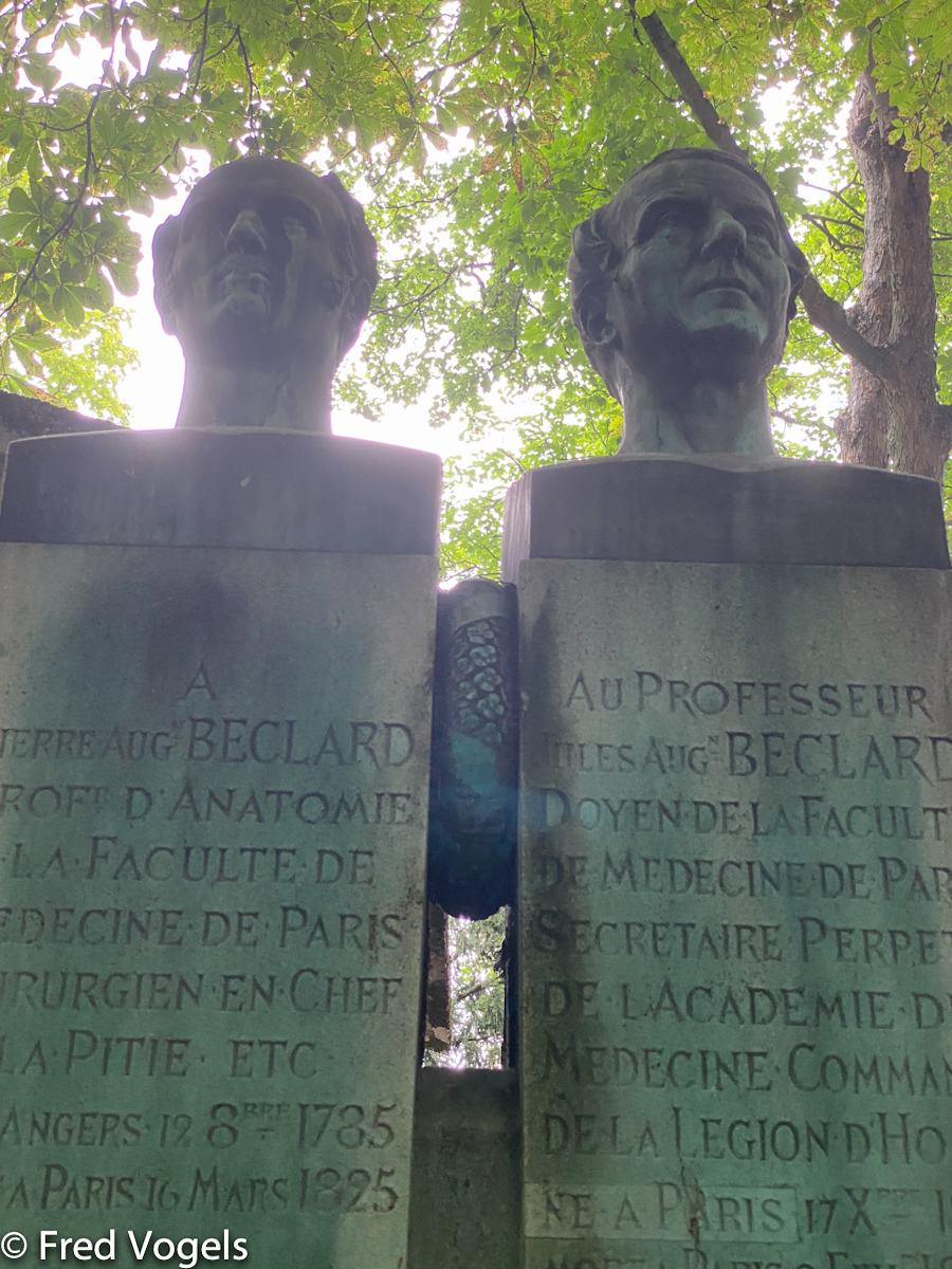 Pere Lachaise 2021-221.jpg