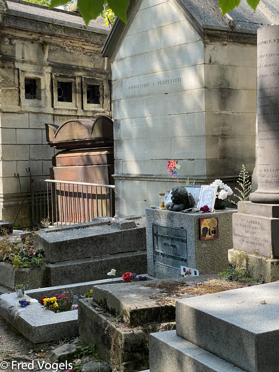 Pere Lachaise 2021-244.jpg
