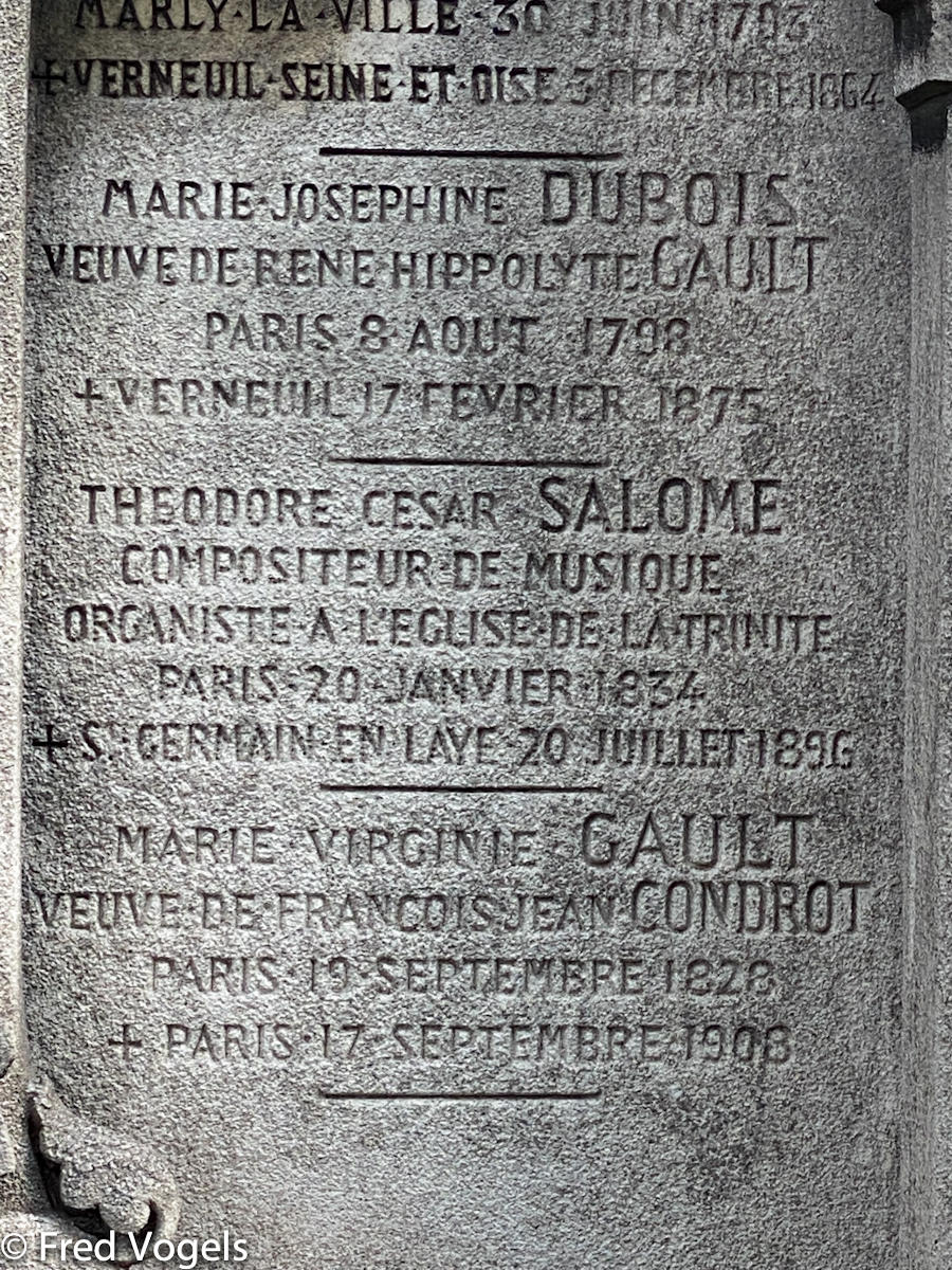 Pere Lachaise 2021-247.jpg