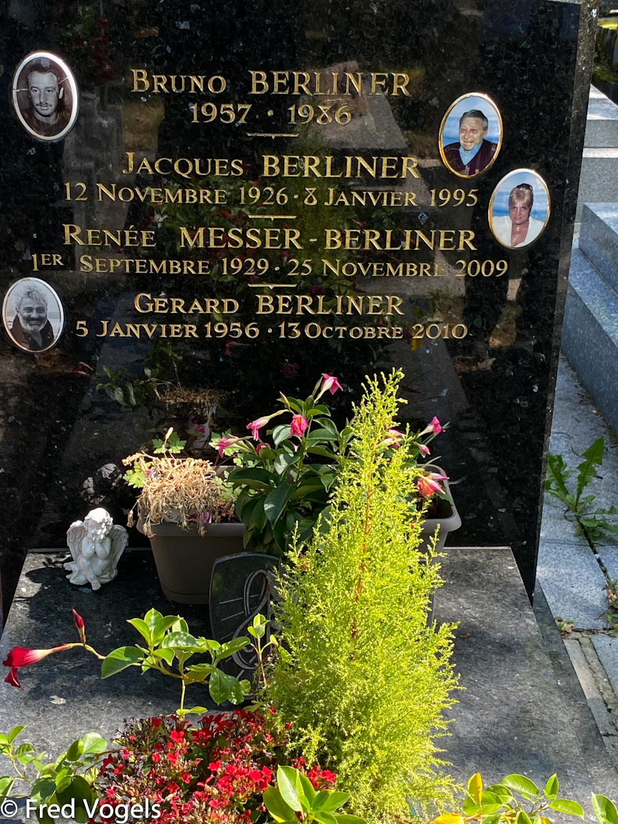 Pere Lachaise 2021-323.jpg