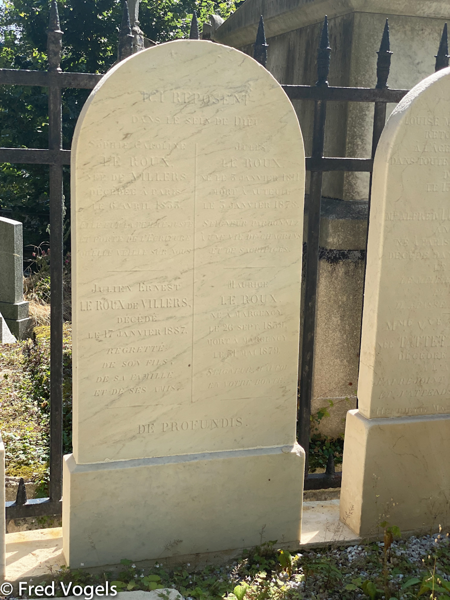 Pere Lachaise 2021-360.jpg