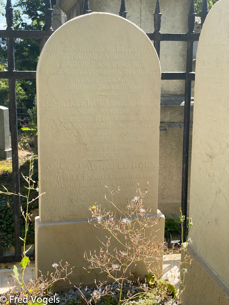 Pere Lachaise 2021-361.jpg