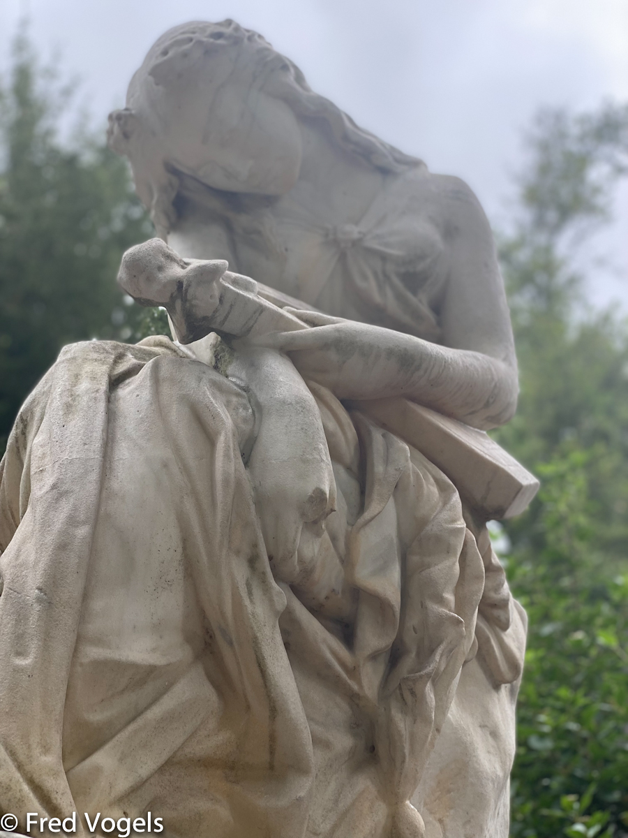 Pere Lachaise 2021-430.jpg