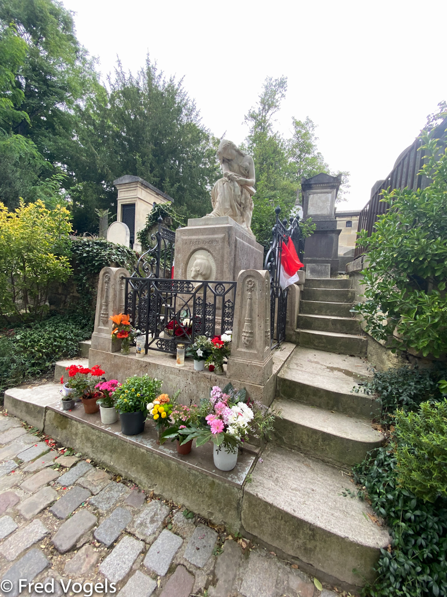 Pere Lachaise 2021-431.jpg